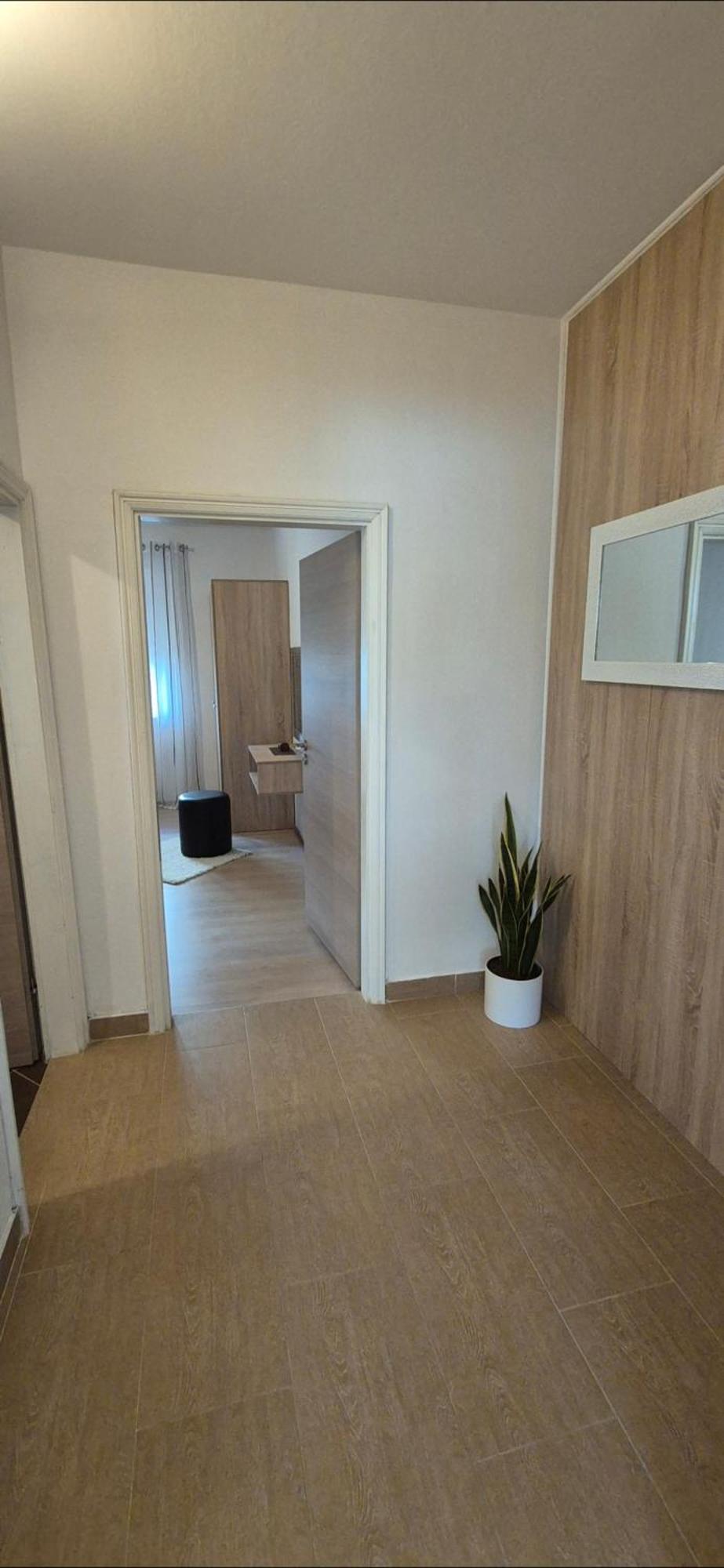 Apartments Lena Sukosan Ngoại thất bức ảnh